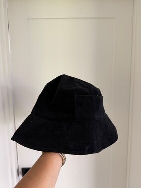 Wave Terry Black Bucket Hat